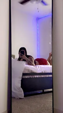 OnlyFans cuenta autumn_faith23 header 2