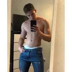 OnlyFans account  luccaaxton avatar 1