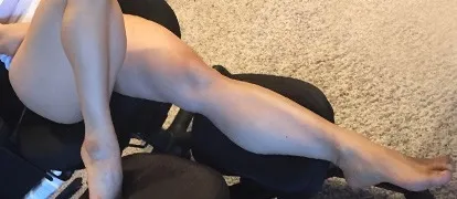 OnlyFans cuenta maithicklegs header 2