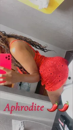 OnlyFans cuenta aphrodite_thagod header 2