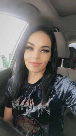 OnlyFans cuenta dirtywifey20 avatar 1