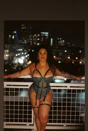 OnlyFans cuenta tianatoxic header 2