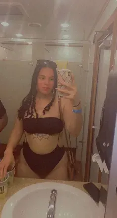 OnlyFans account  goldxnjacora avatar 1