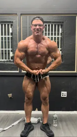OnlyFans account  edsteelmuscle avatar 1