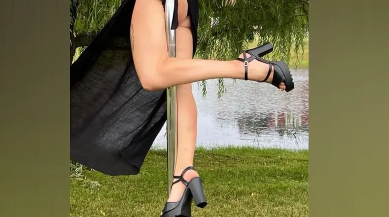 OnlyFans cuenta lickabletoesquebec header 2