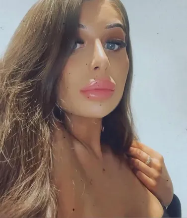 OnlyFans cuenta lulamayx avatar 1