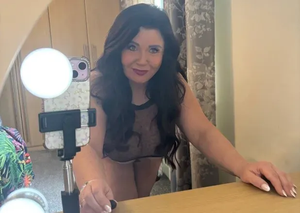OnlyFans cuenta gilfmandyhayes header 2