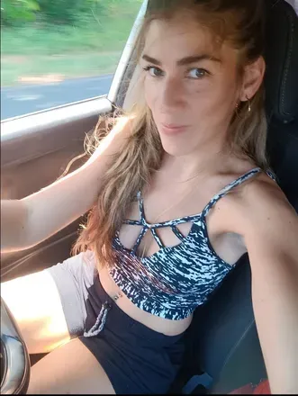 OnlyFans account  carolinesa avatar 1