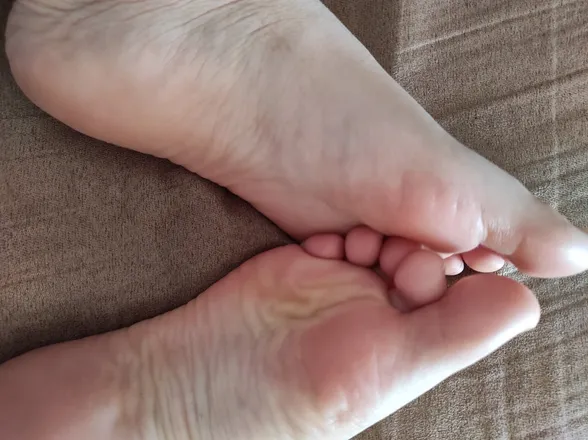 OnlyFans cuenta vale.my header 2