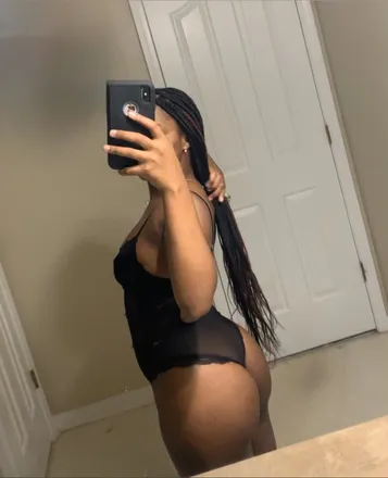 OnlyFans cuenta u108470415 header 2