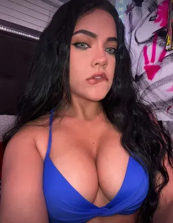 OnlyFans cuenta pikagurrl avatar 1