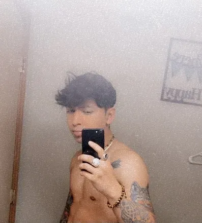 OnlyFans cuenta featurzz avatar 1