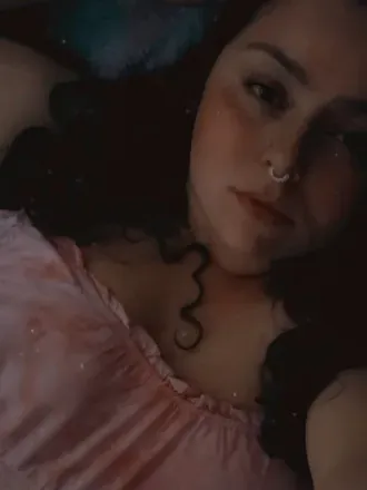 OnlyFans account  aradiant avatar 1