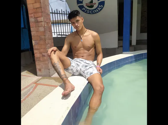 OnlyFans cuenta ryan_marquez header 2