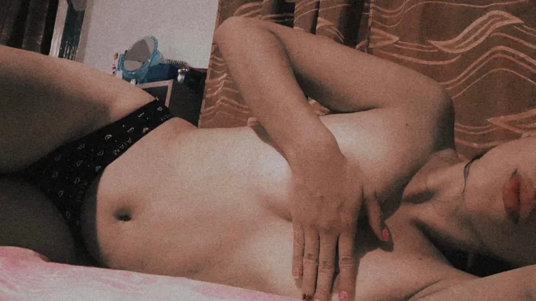 OnlyFans cuenta emmatovar header 2