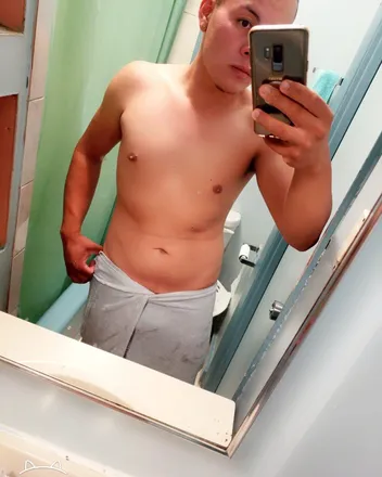OnlyFans cuenta frankie0412 header 2
