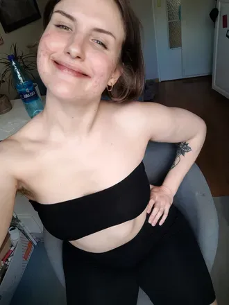 OnlyFans cuenta lucylumid avatar 1