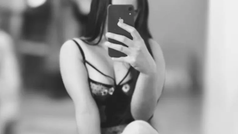 OnlyFans account  margotine header 2