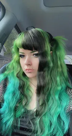 OnlyFans cuenta littlegreenslut avatar 1