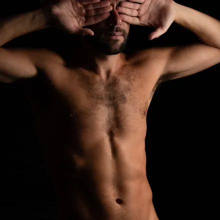 OnlyFans cuenta yourlatinouncut header 2