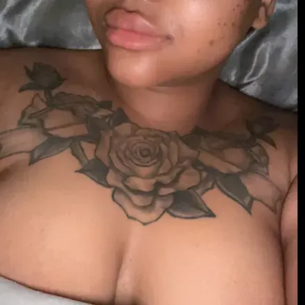 OnlyFans cuenta chynabluey header 2