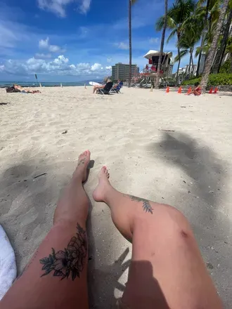 OnlyFans cuenta feralfeets101 header 2