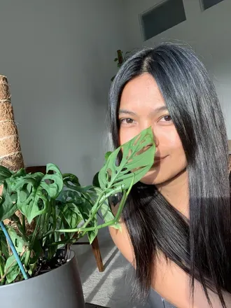 OnlyFans account  onlyplants2 avatar 1