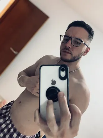 OnlyFans cuenta ismael01 header 2