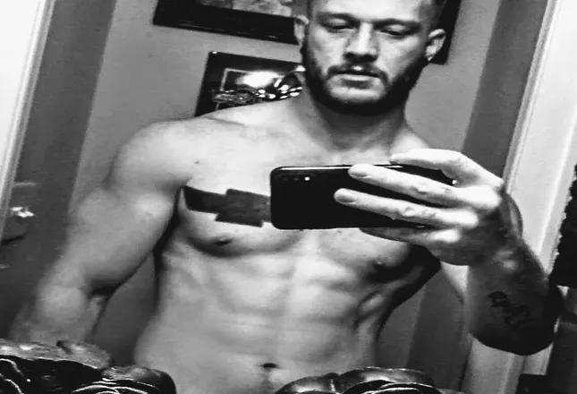OnlyFans cuenta muscle_god420 header 2