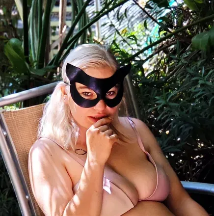 OnlyFans account  dian98 avatar 1