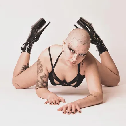 OnlyFans account  mxtressviolet avatar 1
