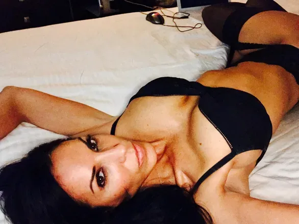 OnlyFans cuenta veronicarayne_live header 2