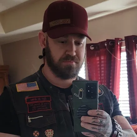 OnlyFans account  devildog7051 avatar 1