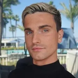 OnlyFans cuenta mrtrevorboy avatar 1