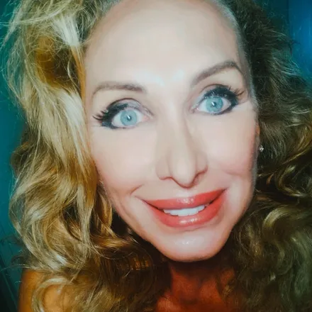 OnlyFans cuenta christymcnicol previous_avatars_1 3