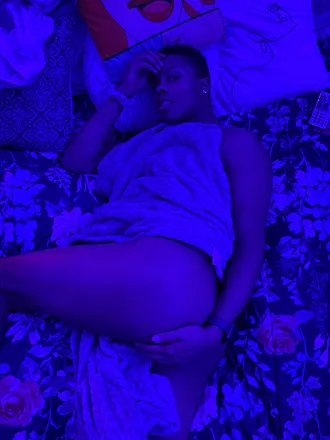 OnlyFans cuenta montag32 header 2