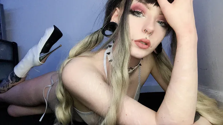 OnlyFans cuenta filth_princess header 2