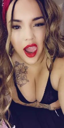 OnlyFans cuenta curvymeg87 header 2