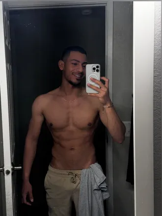 OnlyFans cuenta luisrodriguez06 header 2