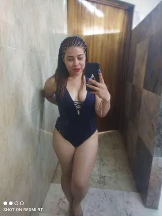 OnlyFans cuenta lunabella1811 header 2