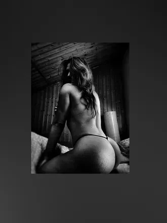 OnlyFans cuenta v_exotic header 2