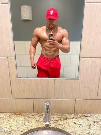 OnlyFans cuenta gymnjuice avatar 1