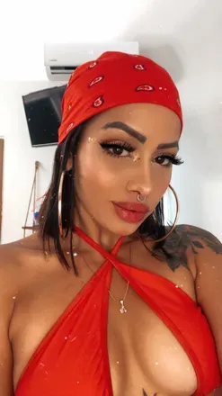 OnlyFans account  yousy avatar 1