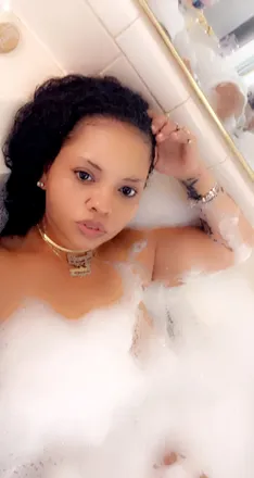 OnlyFans cuenta sweetiecurry header 2
