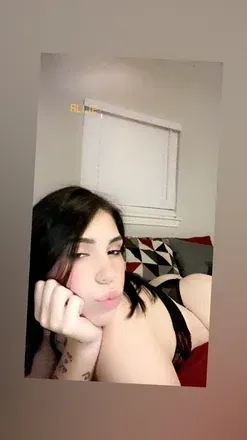 OnlyFans cuenta alliebabyy22 avatar 1