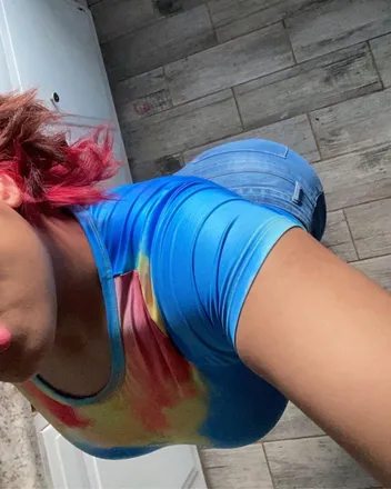 OnlyFans cuenta u233987068 header 2