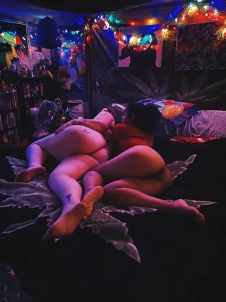 OnlyFans cuenta kikiluv231 header 2