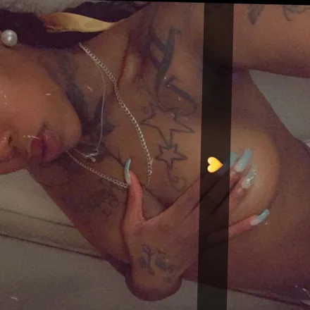 OnlyFans cuenta meriakatt header 2