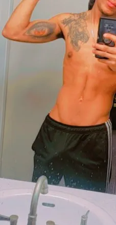 OnlyFans account  mr.trypod avatar 1