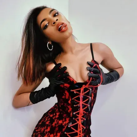 OnlyFans cuenta qenmahogany avatar 1